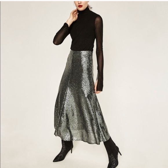 LAST CALL Zara Silver Sequin Midi Skirt - Picture 1 of 5
